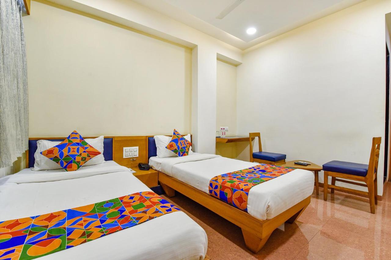 Fabhotel Prime Grand Unity, Changodar Ahmedabad Esterno foto