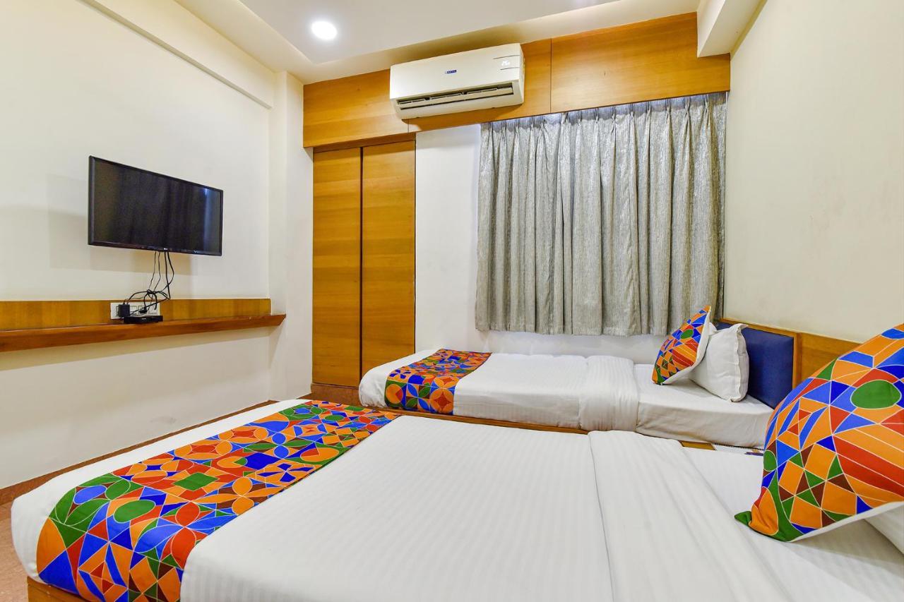 Fabhotel Prime Grand Unity, Changodar Ahmedabad Esterno foto