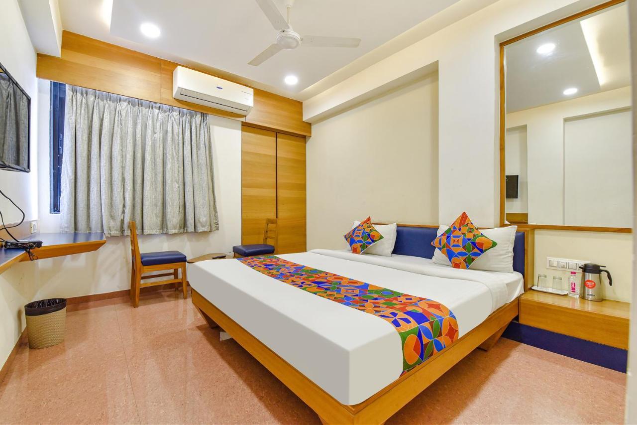 Fabhotel Prime Grand Unity, Changodar Ahmedabad Esterno foto